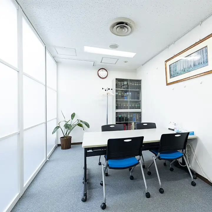 アライン税理士法人の打ち合わせスペース1
